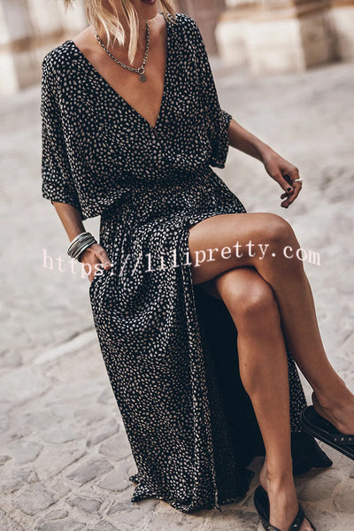 Soft and Elegant Printed Kimono Sleeve Stretchy Waist Pocketed Slit Maxi Dress