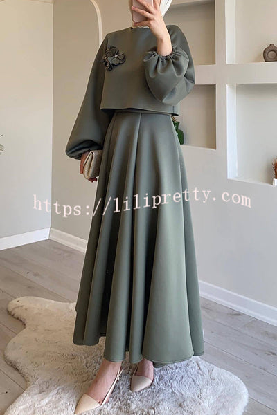 Solid Color Flower-embellished Lantern Sleeve Loose Top and Casual Maxi Skirt Set