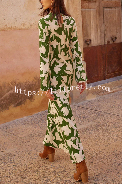 Smooth Lines Color Block Print Long Sleeve Bias Cut Loose Maxi Dress