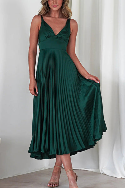 Satin Solid Color Sexy V-Neck Pleated Maxi Dress