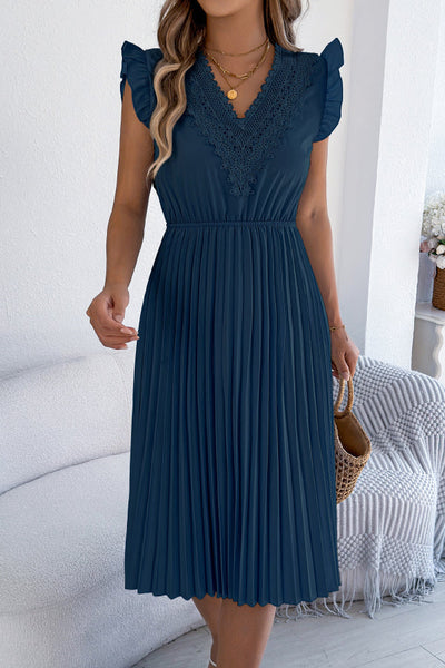 Solid Color V-neck Lace-trimmed Sleeveless Casual Pleated Midi Dress