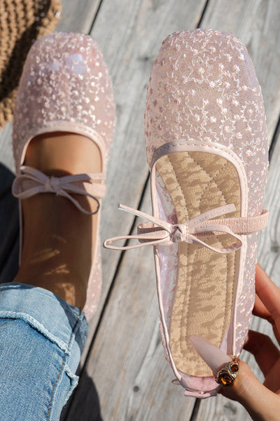 Fashionable Embroidered Square-toe Flat Casual Shoes