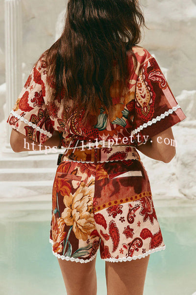Unique Printed Collared Short-sleeved Loose-fitting Shirt and Casual Floral Trim Shorts Set