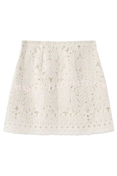 Fashion Floral Hollow Embroidery Slim Mini Skirt