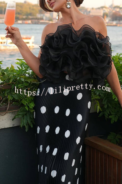 Eye-catching Organza Multi-layer Petal Ruffles Details Strapless Tank