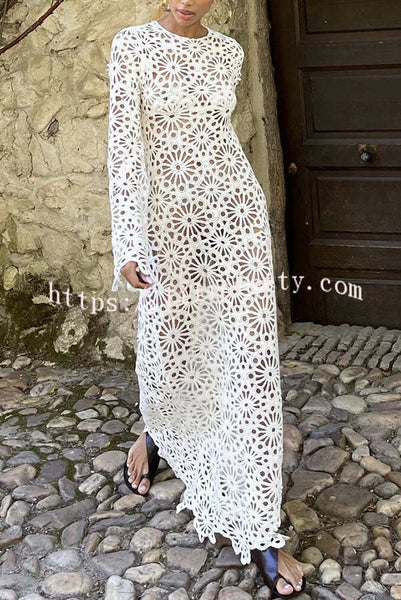 Island Break Crochet Flower Pattern Long Sleeve Backless Vacation Maxi Dress