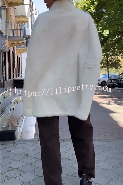 Fashion Sports Stripe Print and Ribbed Embroidered Long Sleeve Zipper Stand Nack Pocket Plush Coat