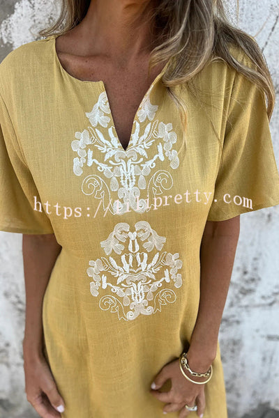 Embroidered Pattern V-neck Short-sleeved Loose Midi Dress