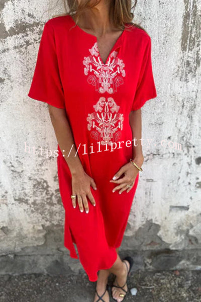 Embroidered Pattern V-neck Short-sleeved Loose Midi Dress