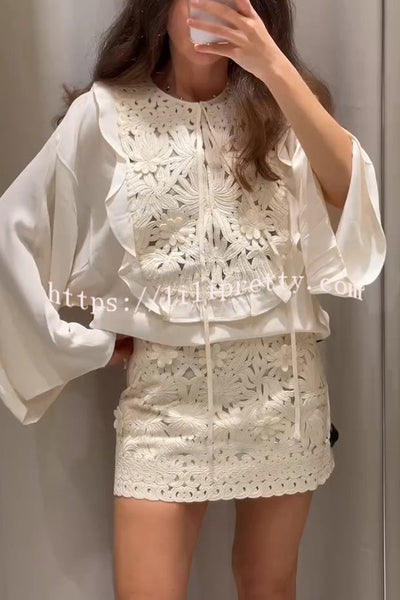 Fashionable Round Neck Tie Hollow Stitching Casual Shirt