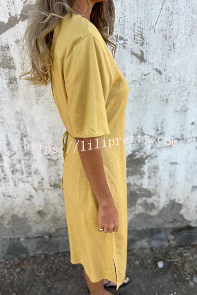 Embroidered Pattern V-neck Short-sleeved Loose Midi Dress