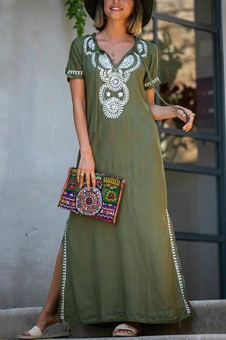 Embroidery Short Sleeve Cover Dress - girlyrose.com