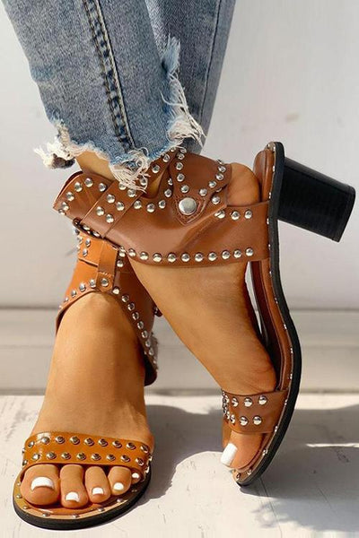 Open Toe Rivet Chunky Heeled Sandals