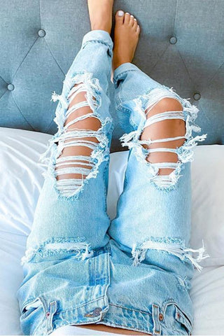 Distressed Boyfriends Jeans